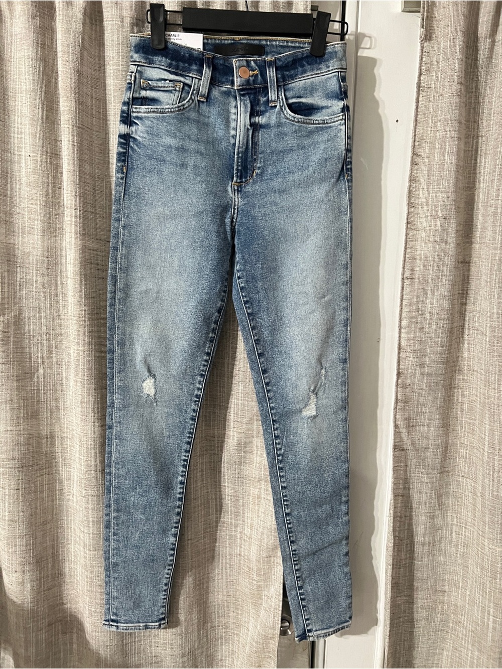 Joe's Jeans Light Blue Skinny Jeans with Knee Distress